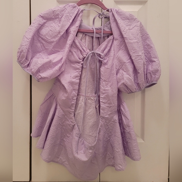 Asos Exaggerated Puff Sleeve, Peplum, Open Tie Back Top, NWOT - Picture 2 of 5